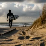 Plage de l'horizon cap ferret : accès dune en caillebotis vers sable et surf